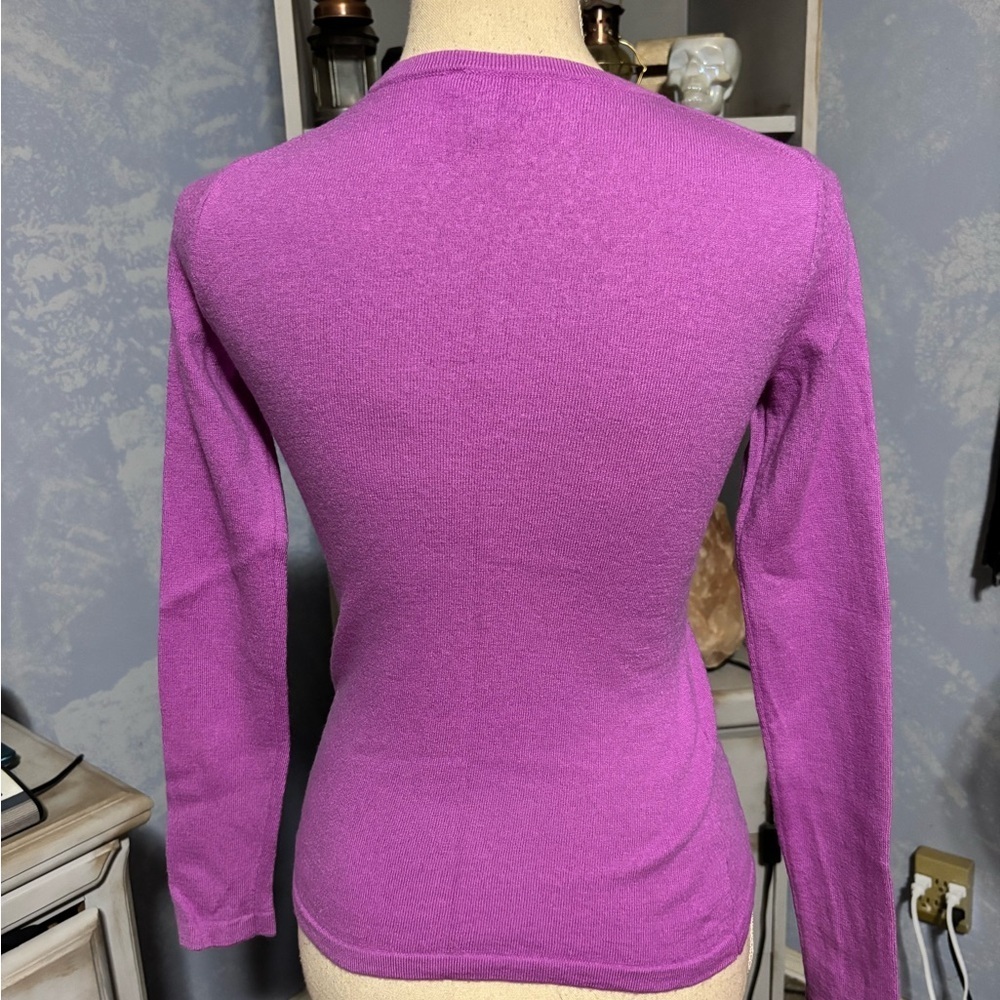 Lord & Taylor Merino Wool Sweater Purple V Neck XS Preppy Classic - Picture 5 of 8